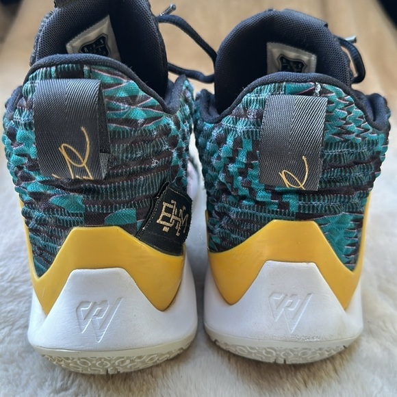 Jordan Why Not Zer0.2 BHM Black History Month Westbrook Nike Size 10 - Picture 3 of 16